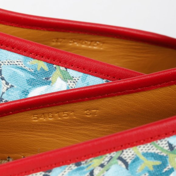 *SOLD* Gucci GG Supreme Canvas Blue Blooms Espadrilles - Picture 10 of 10